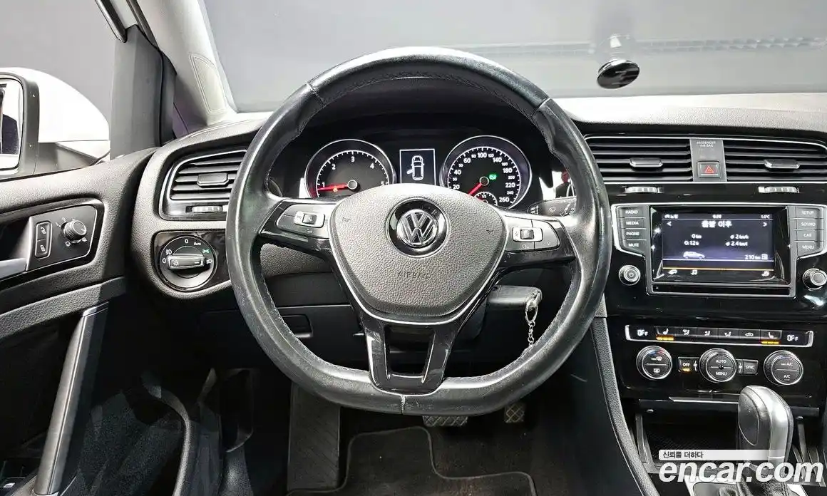 Volkswagen Golf 2015 2.0 Автомат в Москве № 232224, фото 1