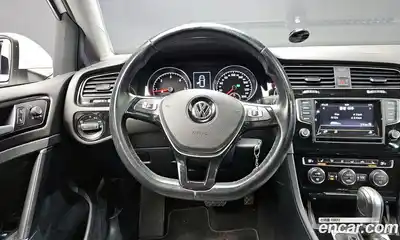 Volkswagen Golf, 2015