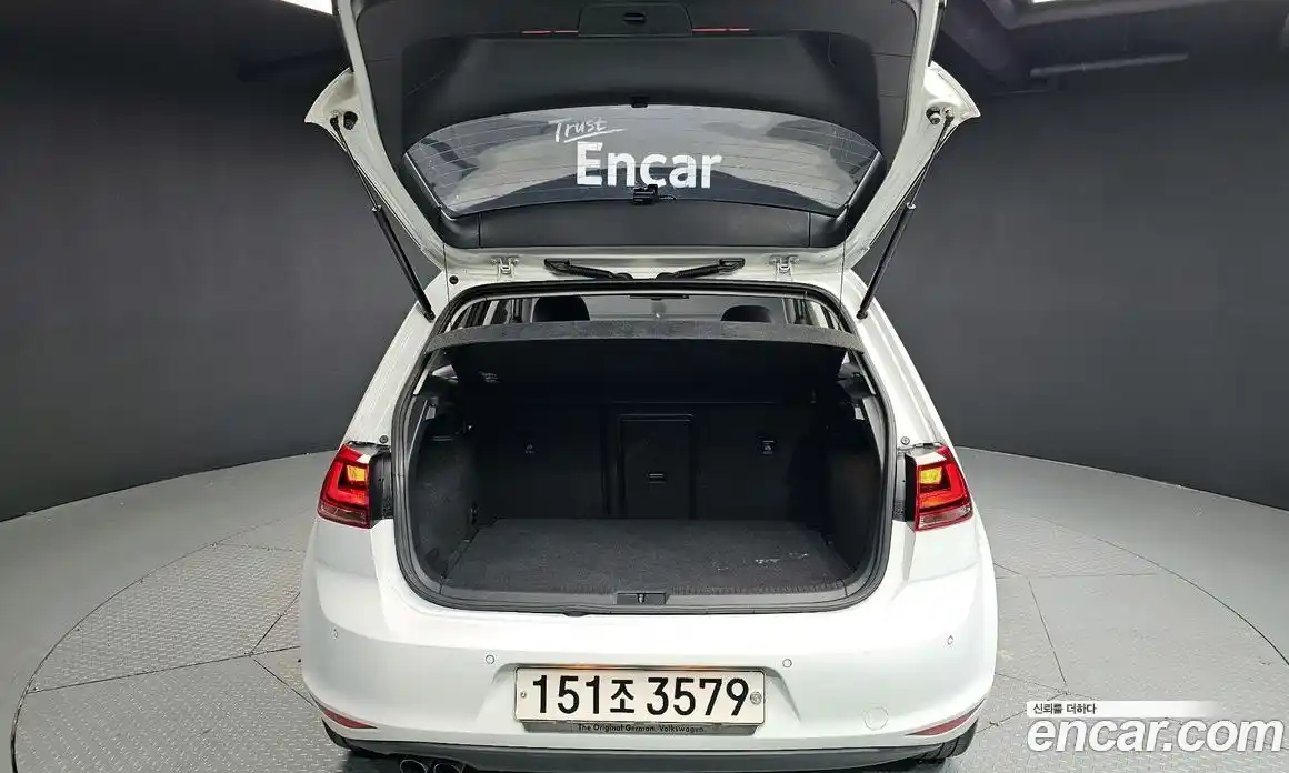 Volkswagen Golf 2015 2.0 Автомат в Москве № 232224, фото 17