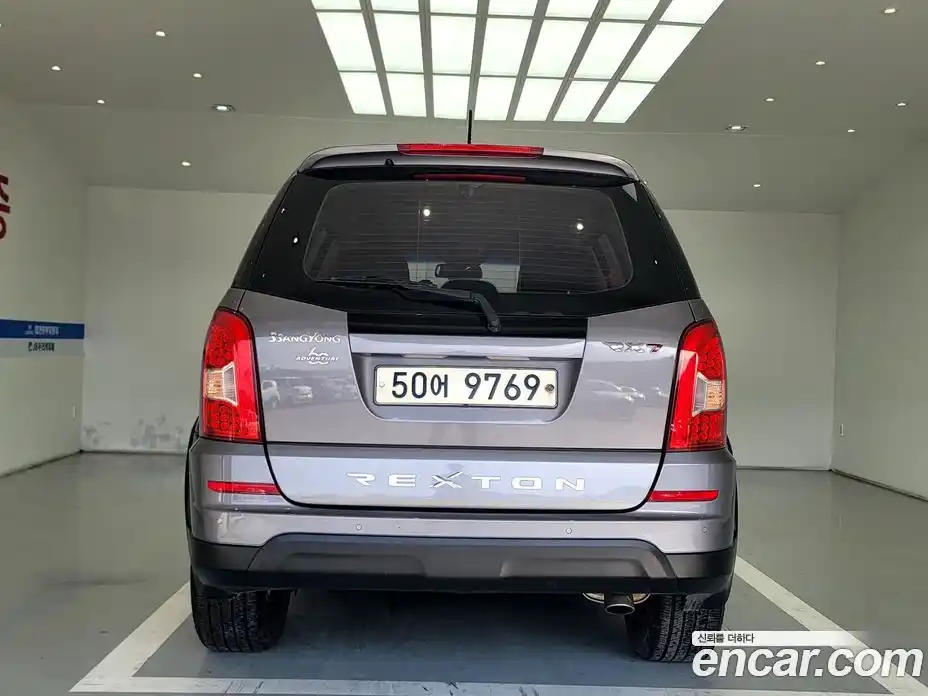 SsangYong Rexton 2015 2.0 Автомат в Москве № 23258, фото 4