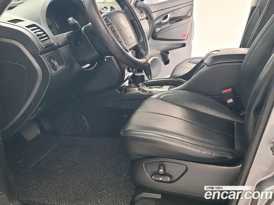 SsangYong Rexton 2015 2.0 Автомат в Москве № 23258, фото 9