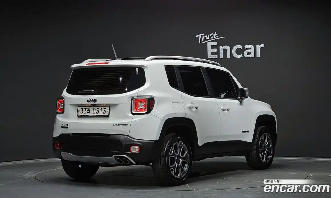 Jeep Renegade 2016 2.0 Автомат в Москве № 232695, фото 15