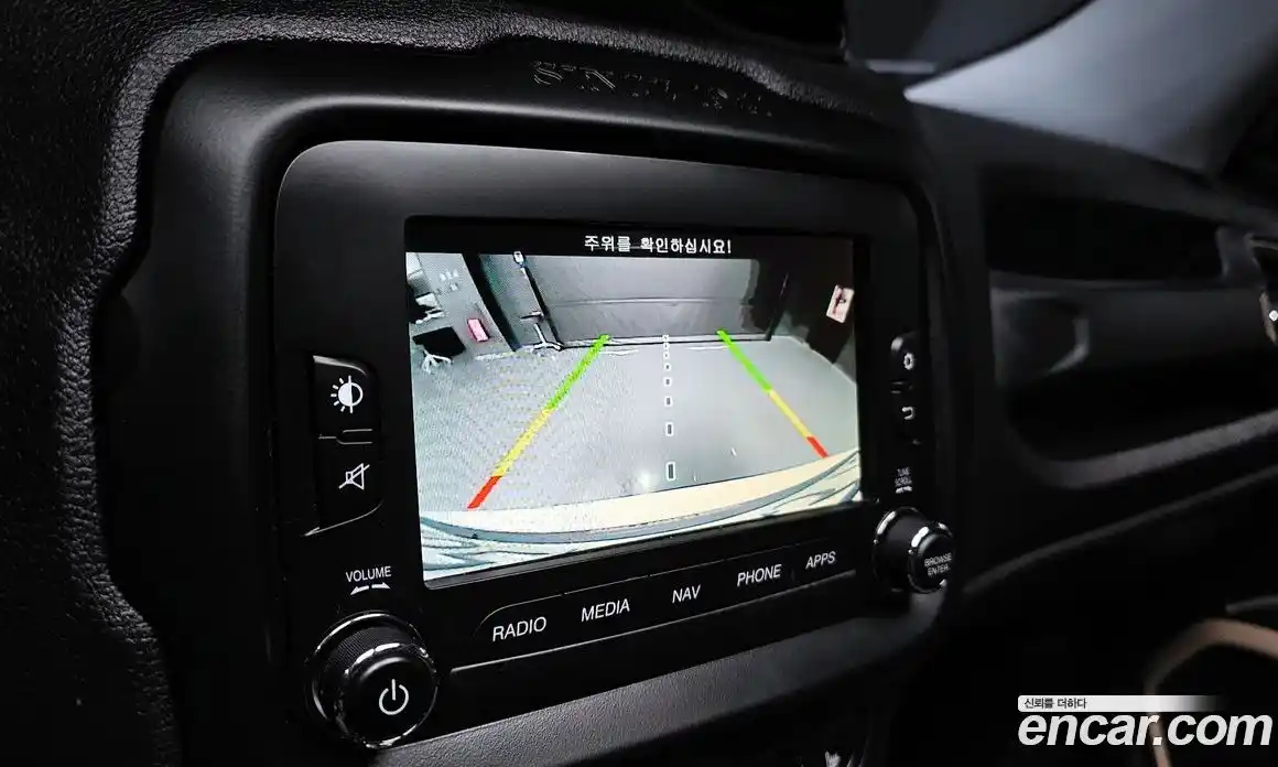 Jeep Renegade 2016 2.0 Автомат в Москве № 232695, фото 18