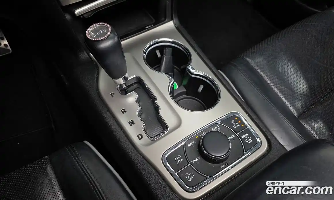 Jeep Cherokee 2012 3.0 Автомат в Москве № 232753, фото 17