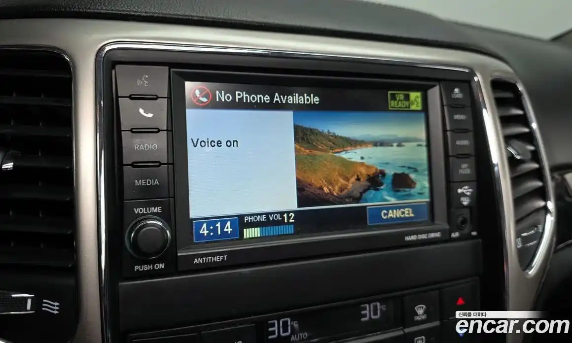 Jeep Cherokee 2012 3.0 Автомат в Москве № 232753, фото 19