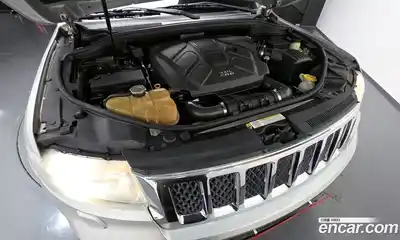 Jeep Cherokee 2012 3.0 Автомат в Москве № 232753, миниатюра 3