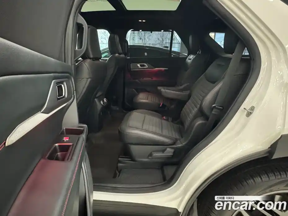 Ford Explorer 2025 2.3 Автомат в Москве № 241190, фото 11