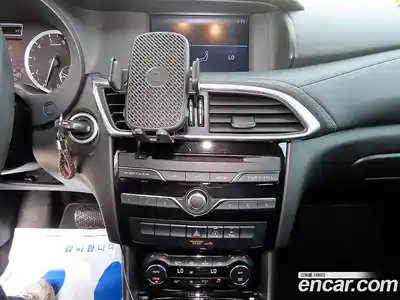 Infiniti Q30 2019 2.0 Автомат в Москве № 249191, миниатюра 12