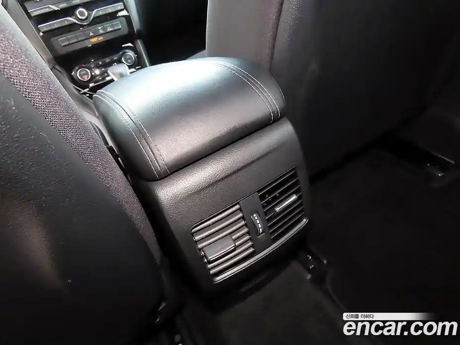 Infiniti Q30 2019 2.0 Автомат в Москве № 249191, фото 17