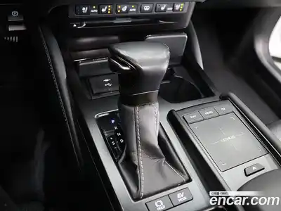 Lexus ES 2021 2.5 Вариатор в Москве № 254379, миниатюра 7