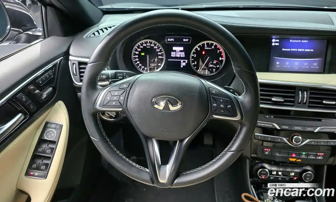 Infiniti Q30 2019 2.0 Автомат в Москве № 256152, фото 8