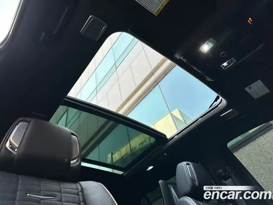 Cadillac Escalade 2023 6.2 Автомат в Москве № 256500, фото 18