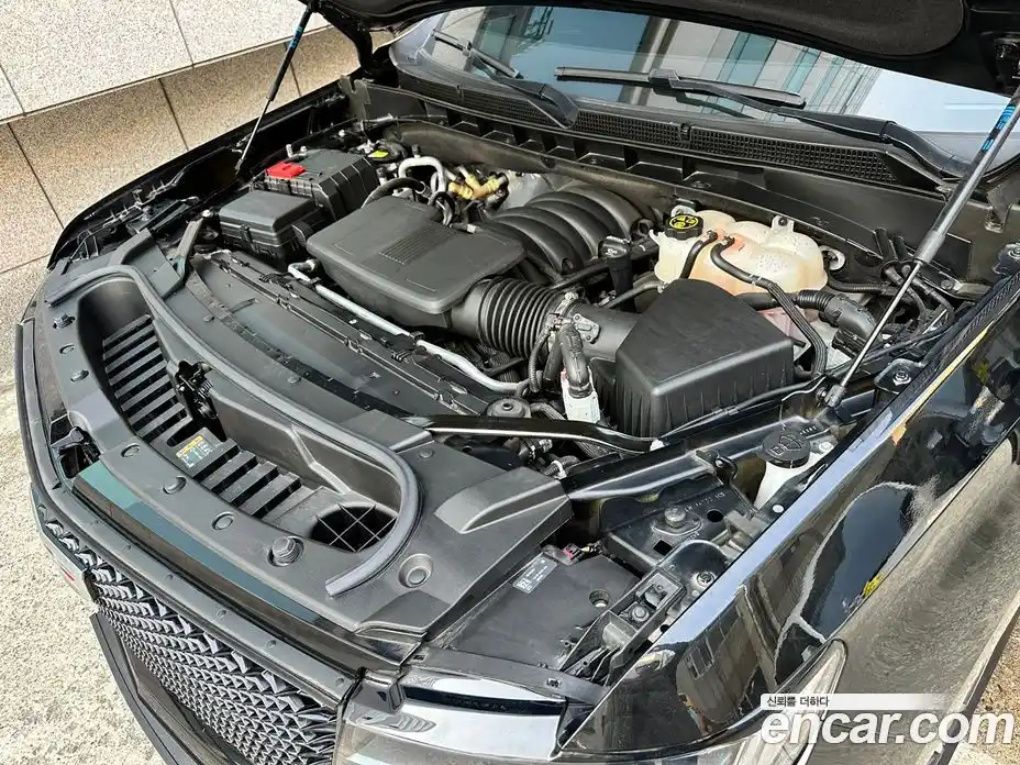 Cadillac Escalade 2023 6.2 Автомат в Москве № 256500, фото 6