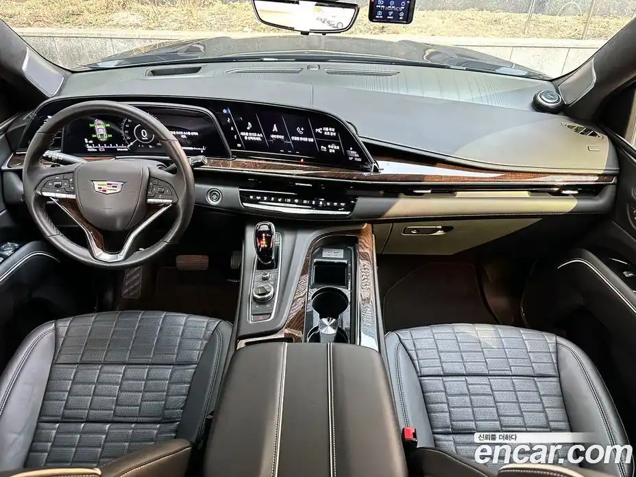 Cadillac Escalade 2023 6.2 Автомат в Москве № 256500, фото 7
