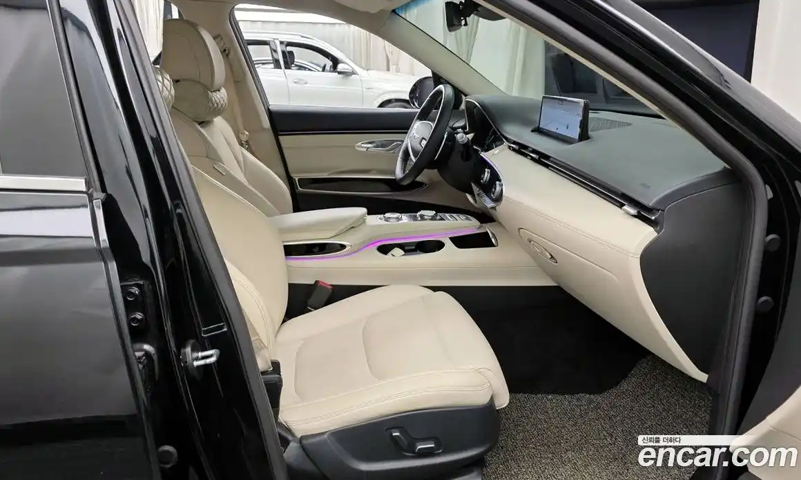 Genesis GV70 2021 2.2 Автомат в Москве № 25934, фото 17