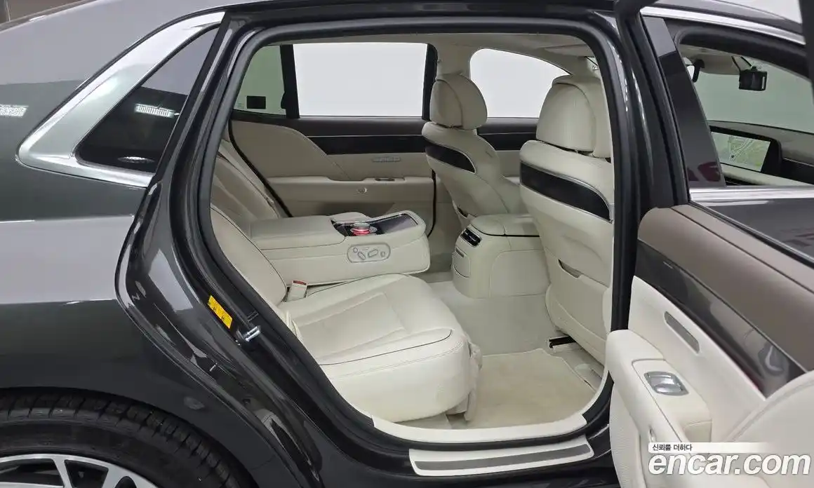 Genesis G90 2023 3.5 Автомат в Москве № 26617, фото 3