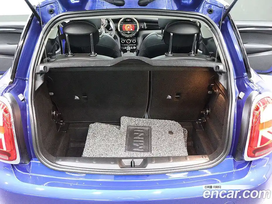 Mini Cooper 2019 1.5 Автомат в Москве № 273501, фото 18