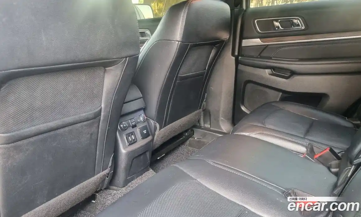 Ford Explorer 2016 3.5 Автомат в Москве № 281241, фото 14