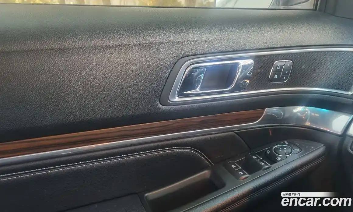 Ford Explorer 2016 3.5 Автомат в Москве № 281241, фото 8