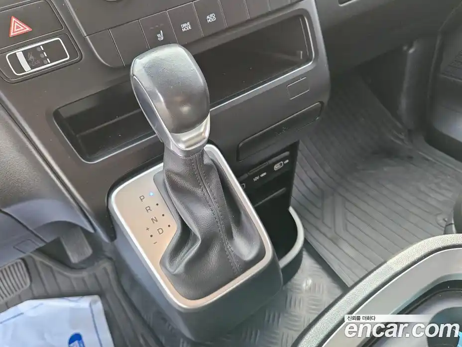 Hyundai Staria 2022 2.2 Автомат в Москве № 282274, фото 13