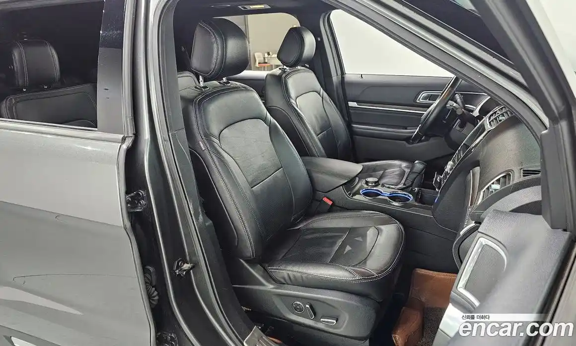 Ford Explorer 2016 2.3 Автомат в Москве № 283980, фото 13