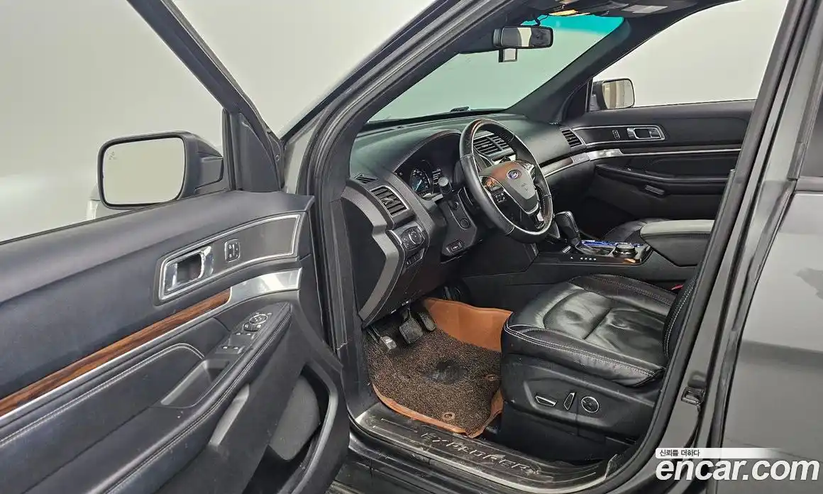 Ford Explorer 2016 2.3 Автомат в Москве № 283980, фото 3