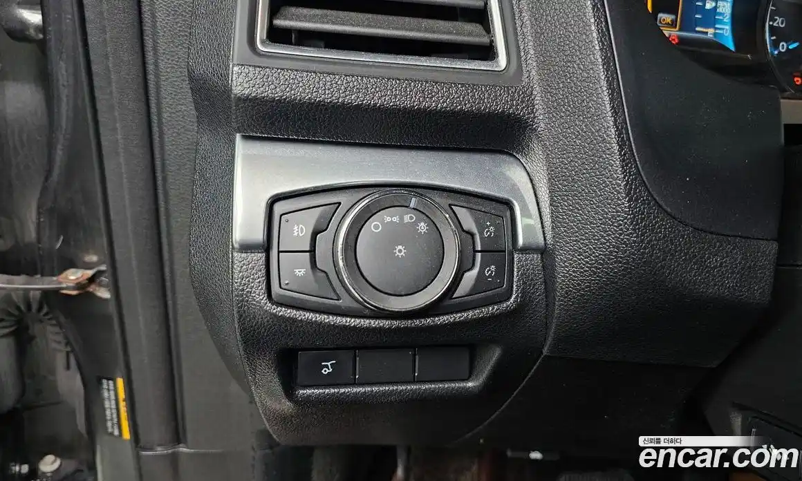 Ford Explorer 2016 2.3 Автомат в Москве № 283980, фото 4