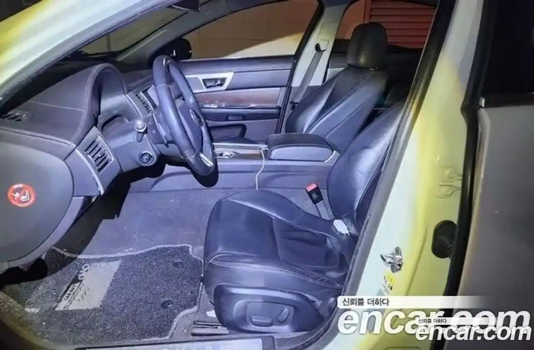 Jaguar XF 2012 2.2 Автомат в Москве № 284005, фото 8