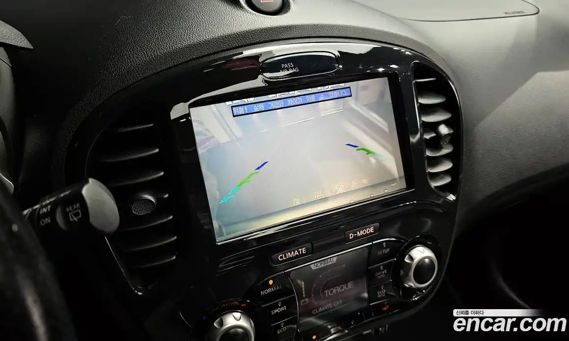 Nissan Juke 2014 1.6 Автомат в Москве № 284902, фото 17