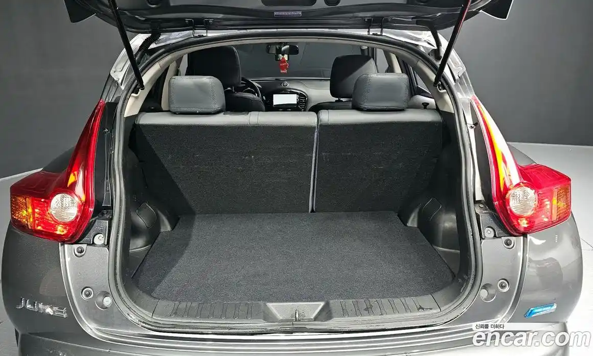 Nissan Juke 2014 1.6 Автомат в Москве № 284902, фото 20