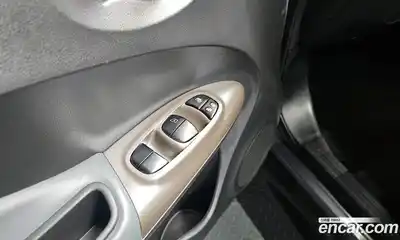 Nissan Juke 2014 1.6 Автомат в Москве № 284902, миниатюра 2