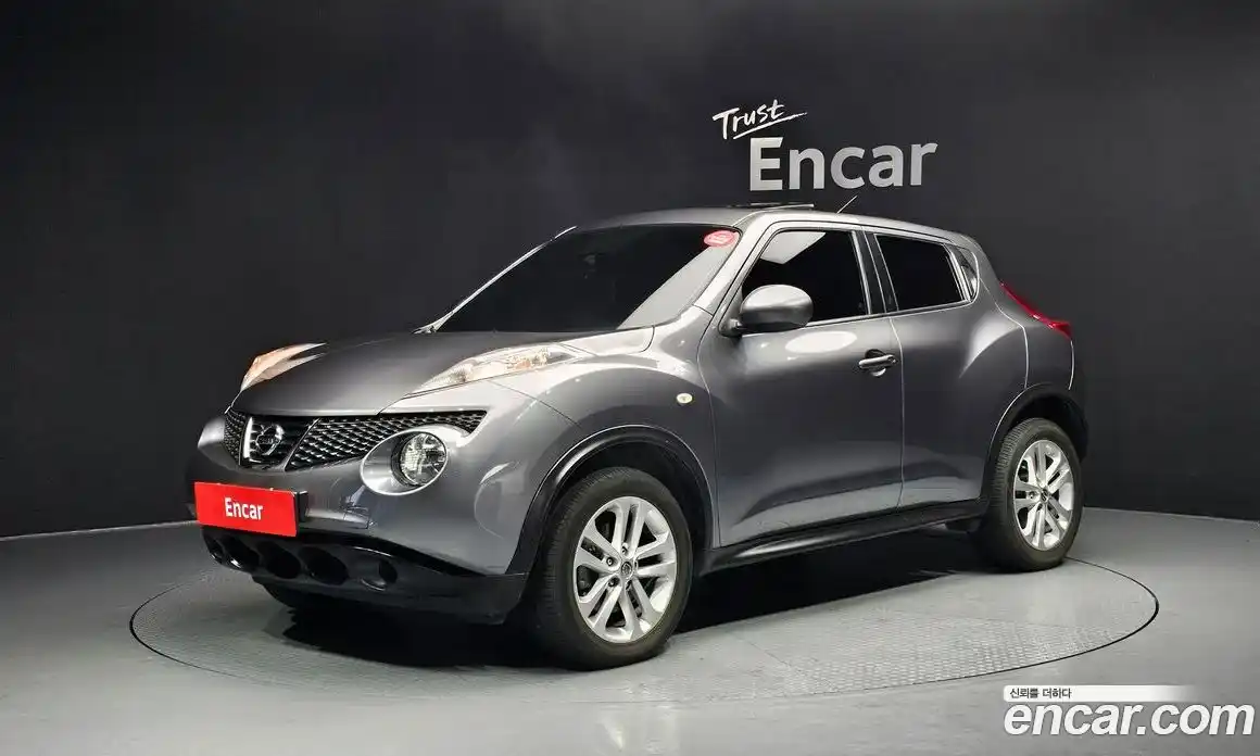 Nissan Juke 2014 1.6 Автомат в Москве № 284902, фото 9