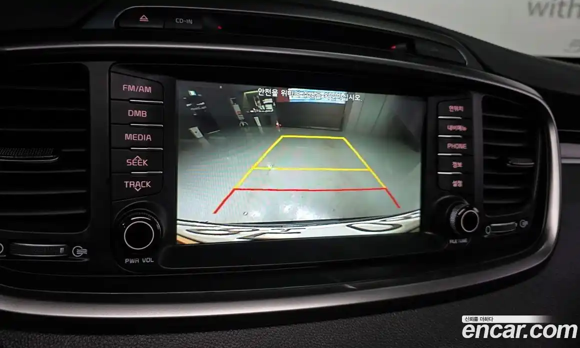 Kia Sorento 2016 2.0 Автомат в Москве № 286552, фото 14