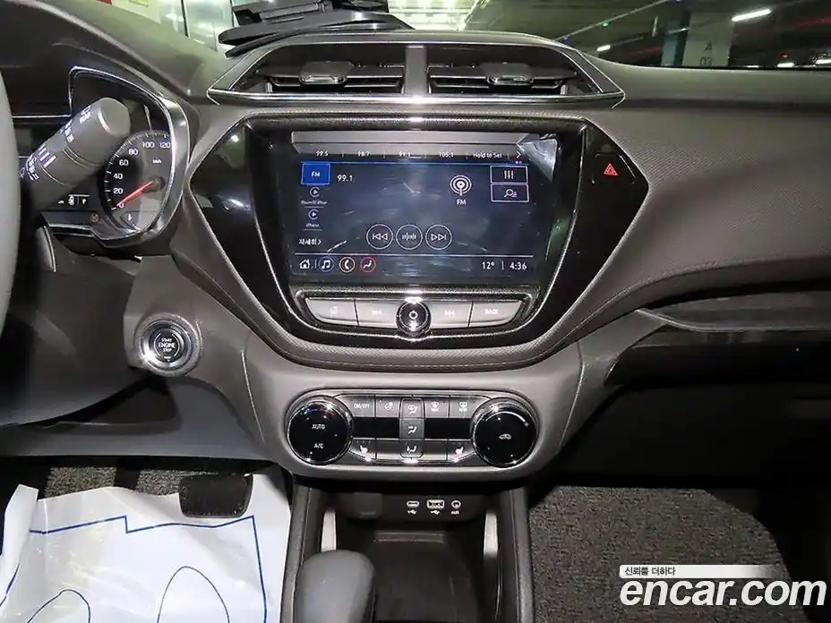 Chevrolet TrailBlazer 2022 1.3 Автомат в Москве № 297985, фото 11