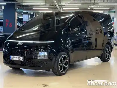 Hyundai Staria, 2025