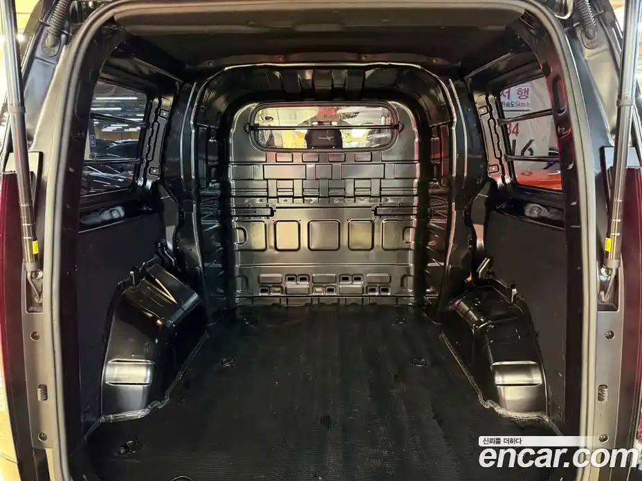 Hyundai Staria 2025 2.2 Автомат в Москве № 300989, фото 20