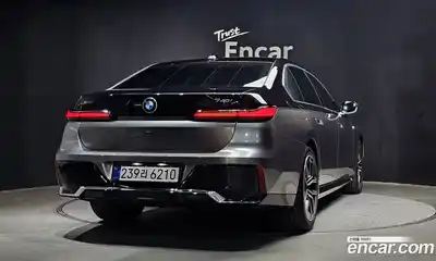 BMW 7-Series, 2025