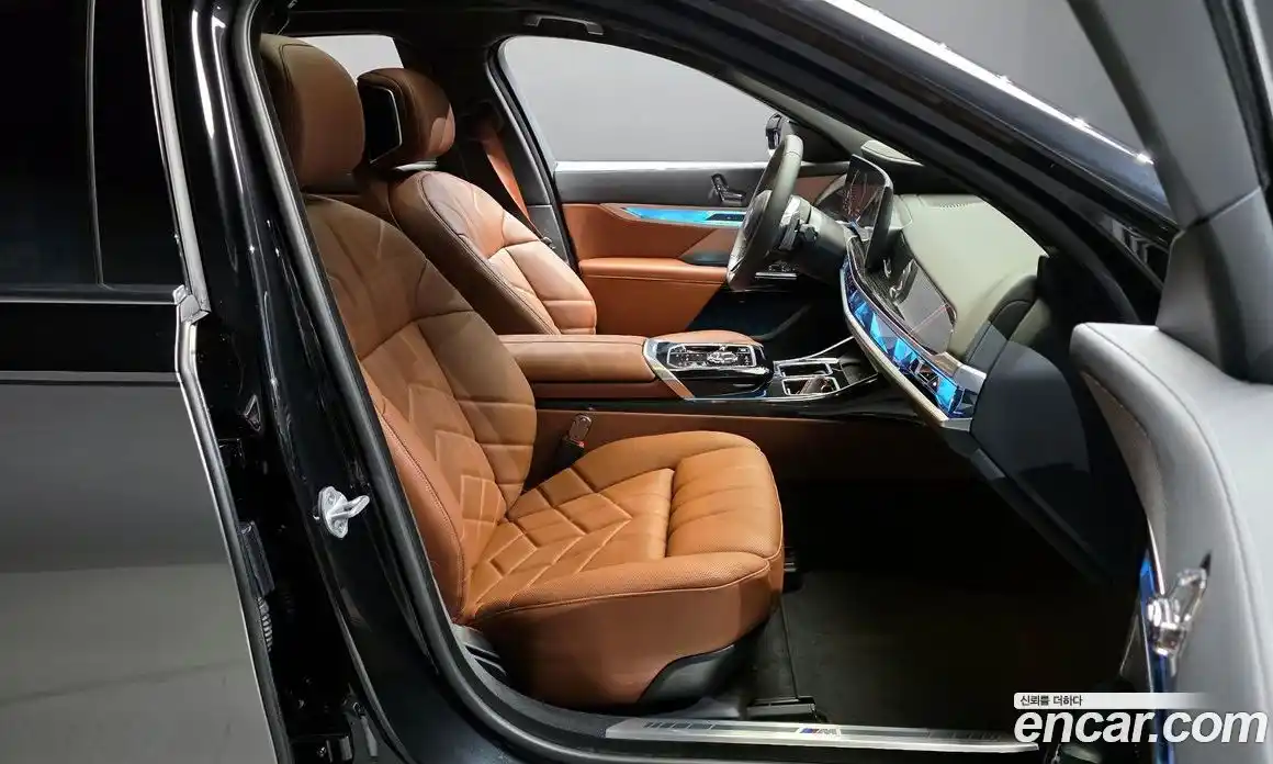 BMW 7-Series 2025 3.0 Автомат в Москве № 302421, фото 17