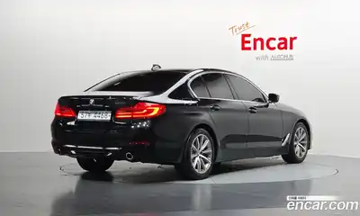 BMW 5-Series, 2019