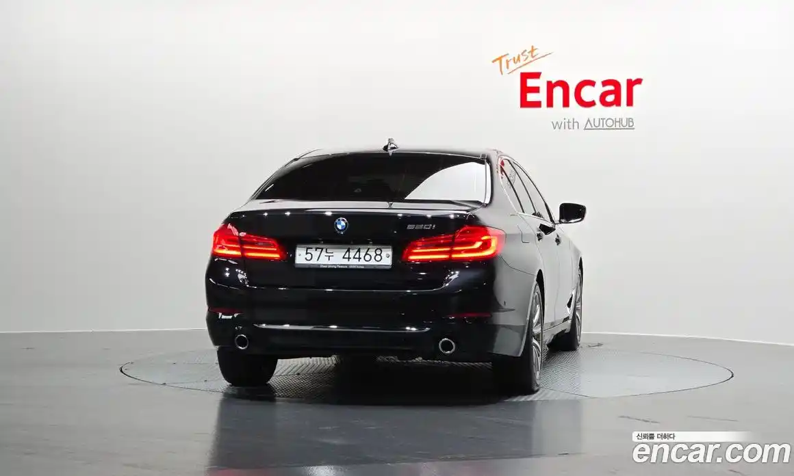 BMW 5-Series 2019 2.0 Автомат в Москве № 303618, фото 16