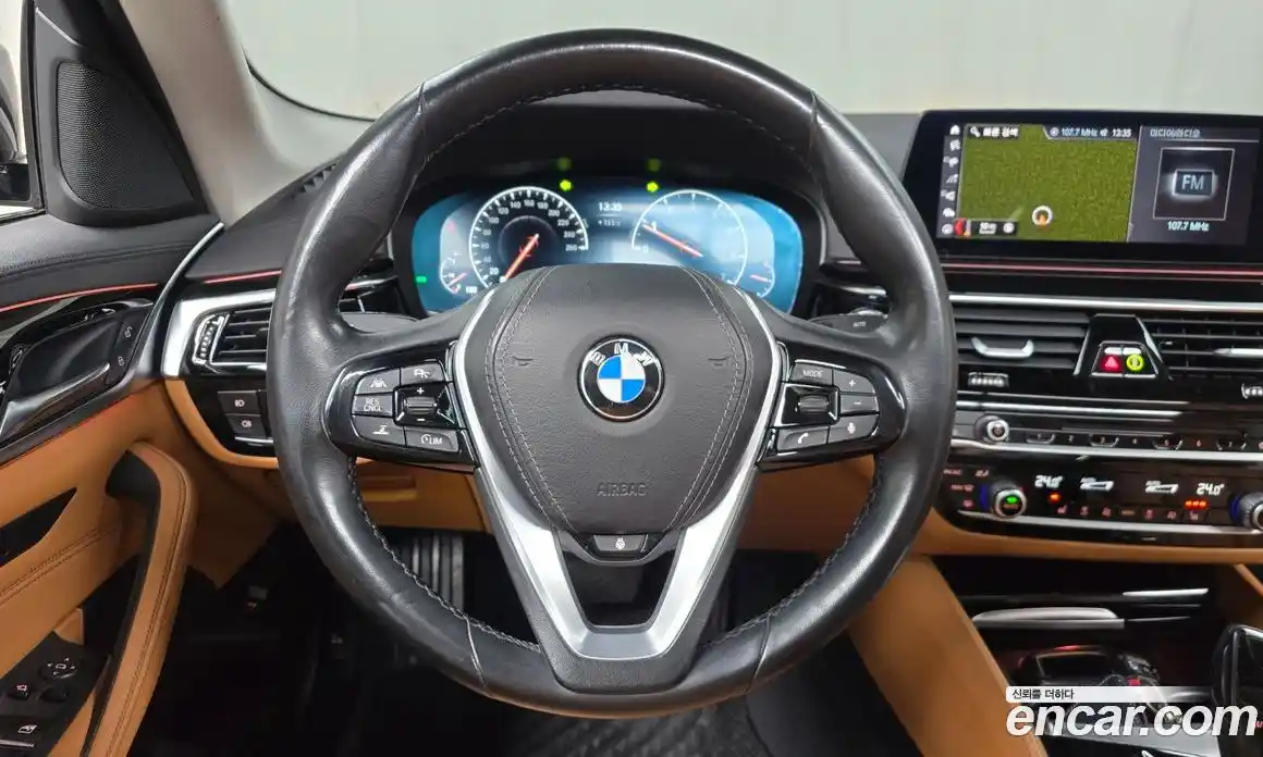 BMW 5-Series 2019 2.0 Автомат в Москве № 303618, фото 19