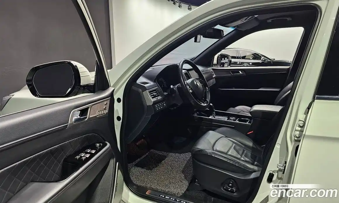 SsangYong Rexton 2018 2.2 Автомат в Москве № 30869, фото 17