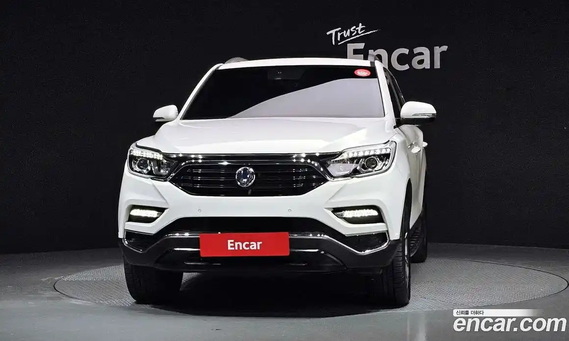 SsangYong Rexton 2018 2.2 Автомат в Москве № 30869, фото 3