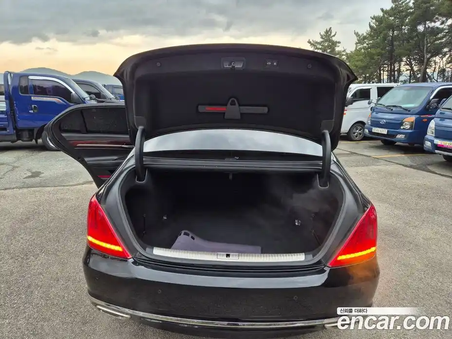 Genesis EQ900 2016 5.0 Автомат в Москве № 309192, фото 11