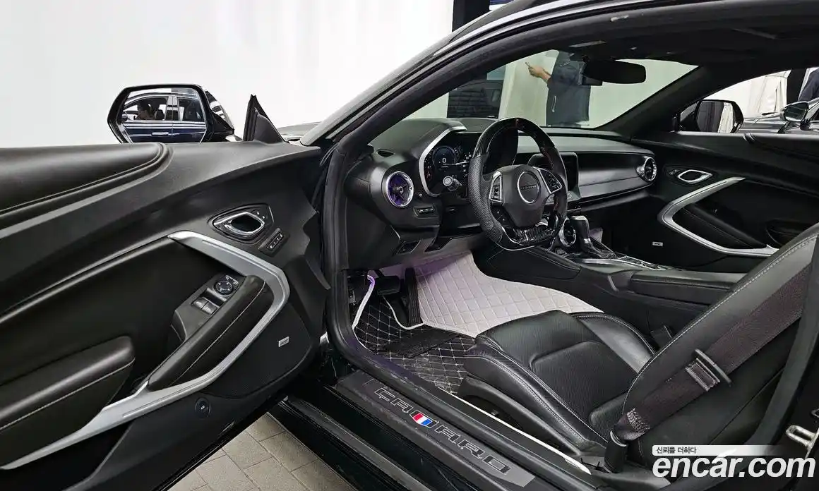 Chevrolet Camaro 2017 6.2 Автомат в Москве № 315332, фото 15