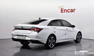 Hyundai Avante 2023 1.6 Автомат в Москве № 319372, миниатюра 4