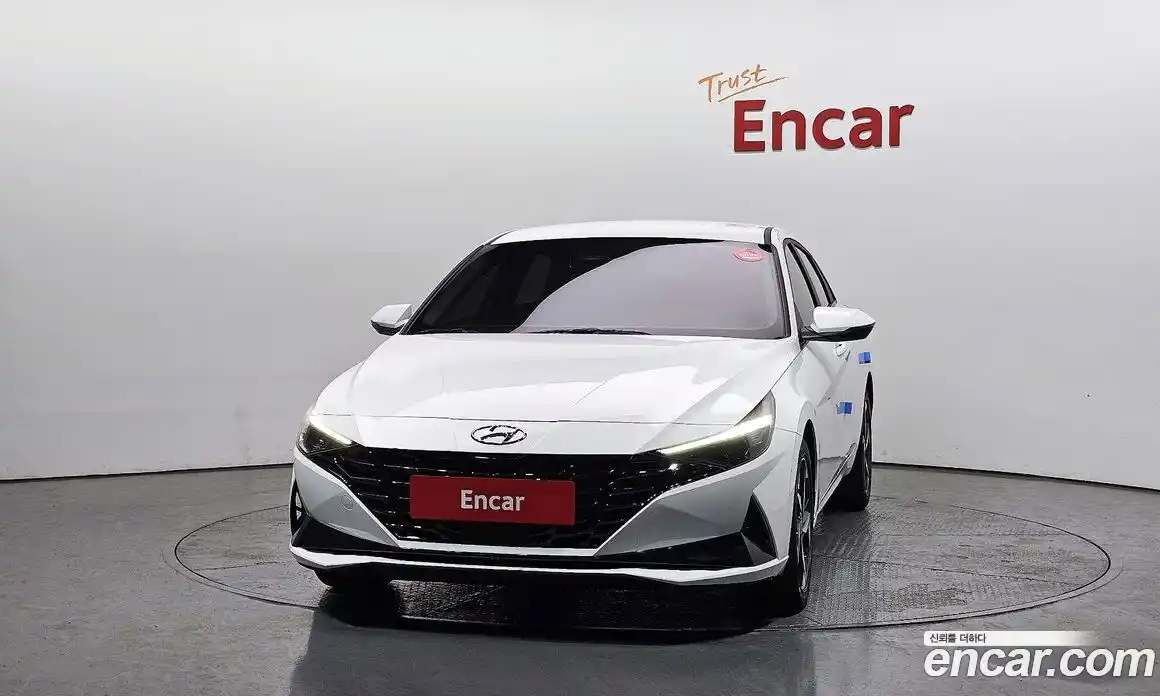 Hyundai Avante 2023 1.6 Автомат в Москве № 319372, фото 10