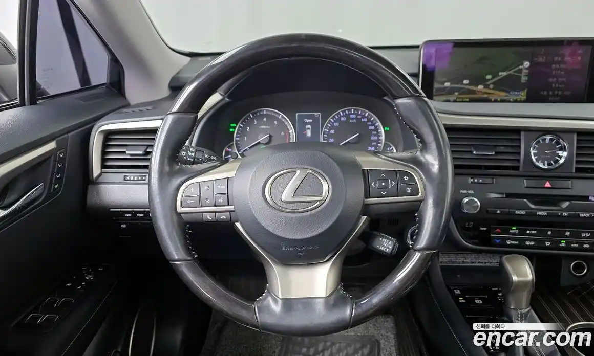 Lexus RX 2016 3.5 Автомат в Москве № 329634, фото 9