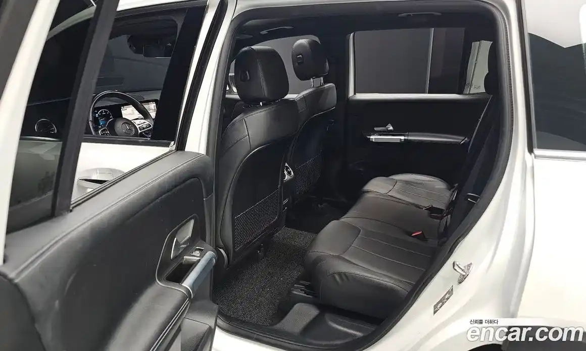 Mercedes-Benz GLB-Class 2023 1.9 Автомат в Москве № 338939, фото 12