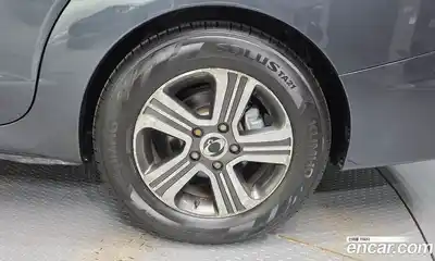 SsangYong Korando 2015 2.0 Автомат в Москве № 35151, миниатюра 9